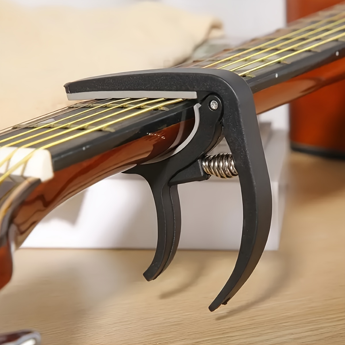 Guitar Tuner Clip - Прочный деревянный каподастр для народной гитары